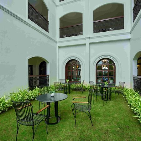 Hotel The Old Court House By Abad Fort Kochi Zewnętrze zdjęcie