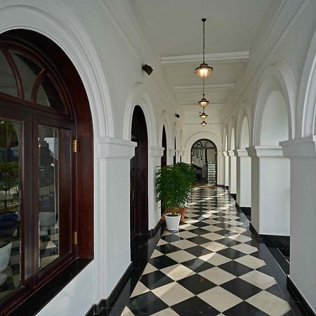 Hotel The Old Court House By Abad Fort Kochi Zewnętrze zdjęcie