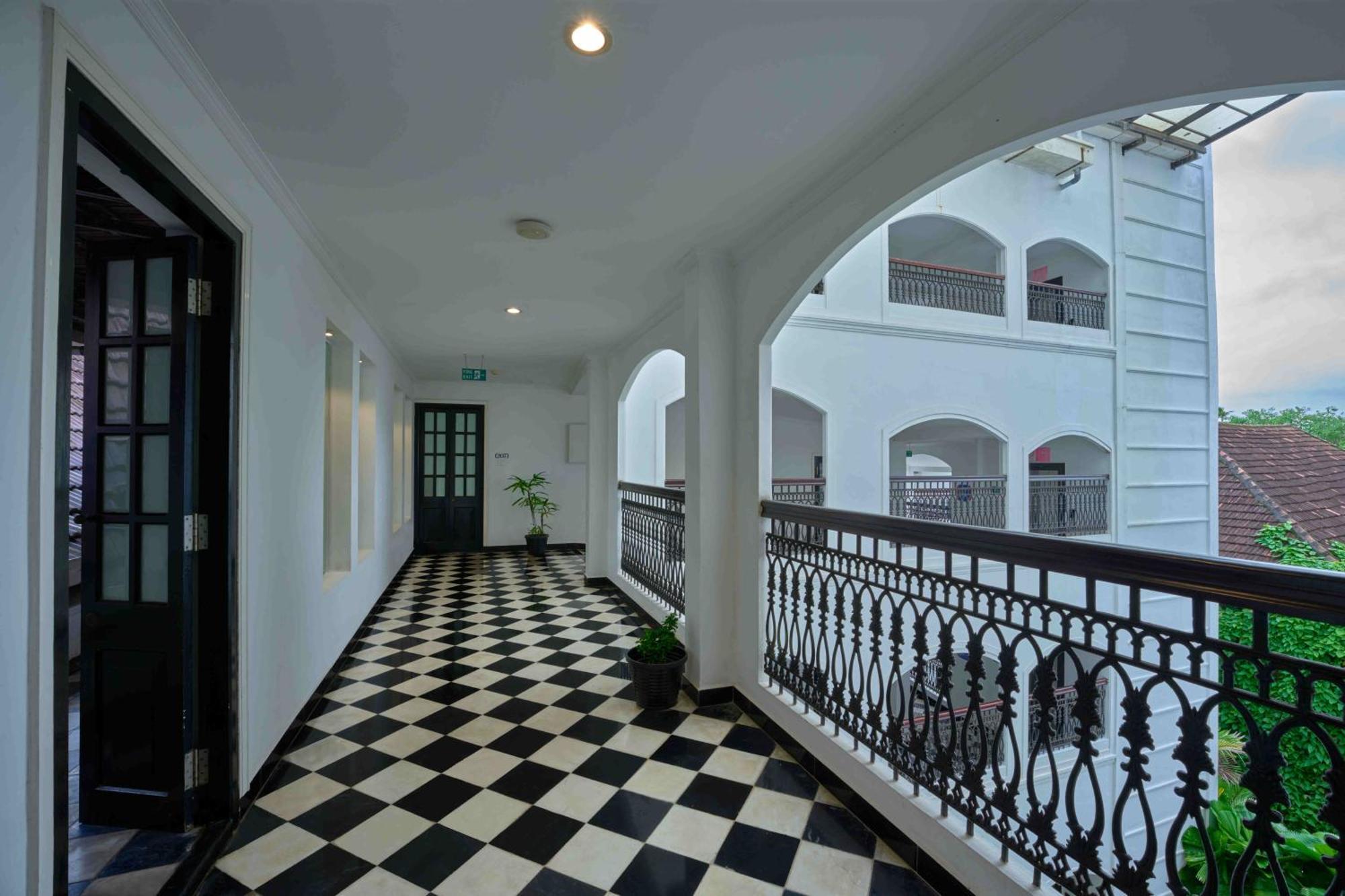 Hotel The Old Court House By Abad Fort Kochi Zewnętrze zdjęcie
